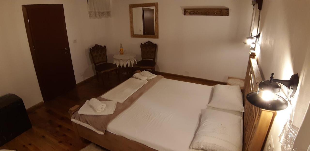 Hotel Braja House Gjirokastër Exterior foto